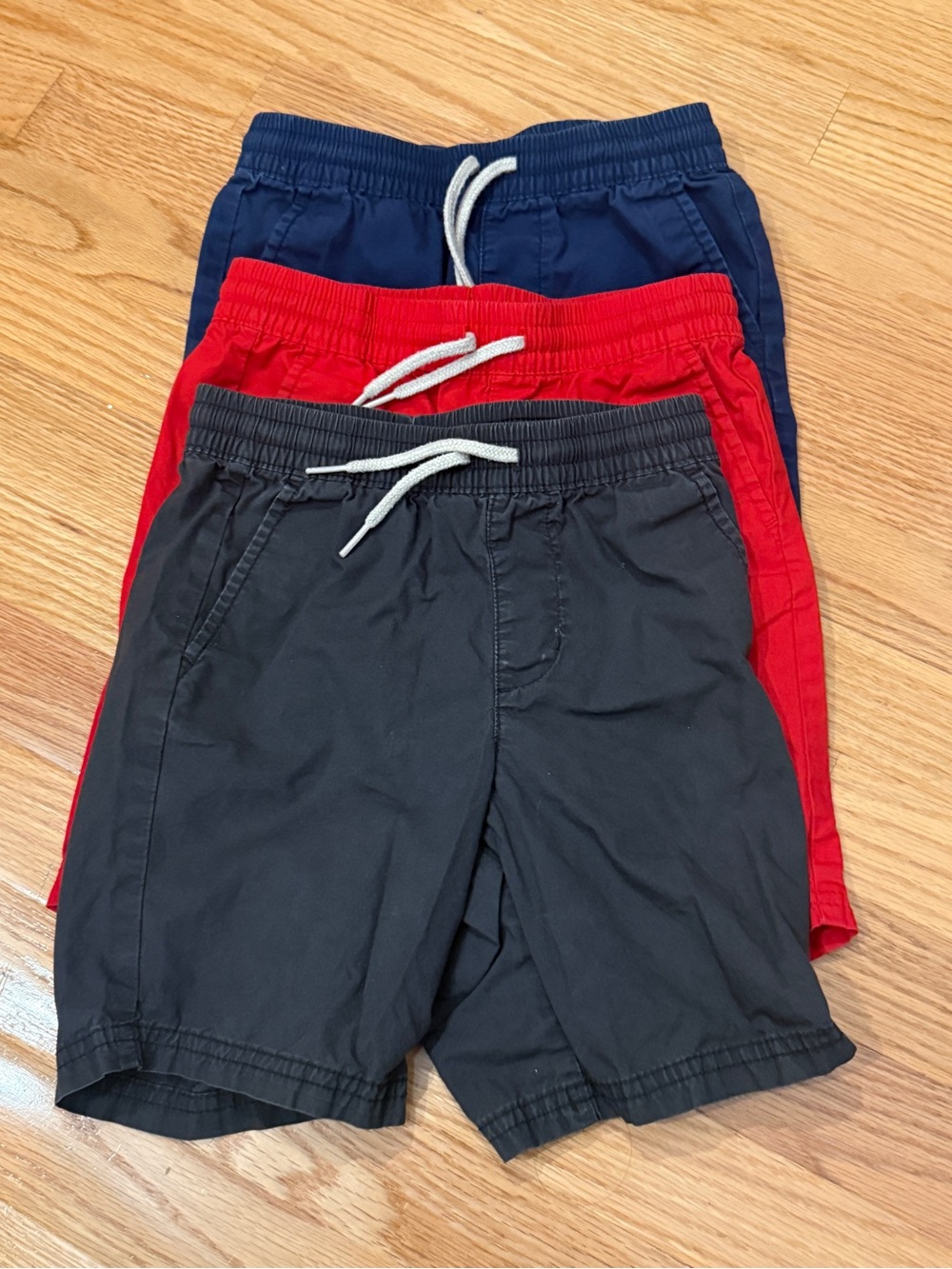 Old Navy Boys 3-Pack Pull-On Shorts in Navy, Red & Charcoal